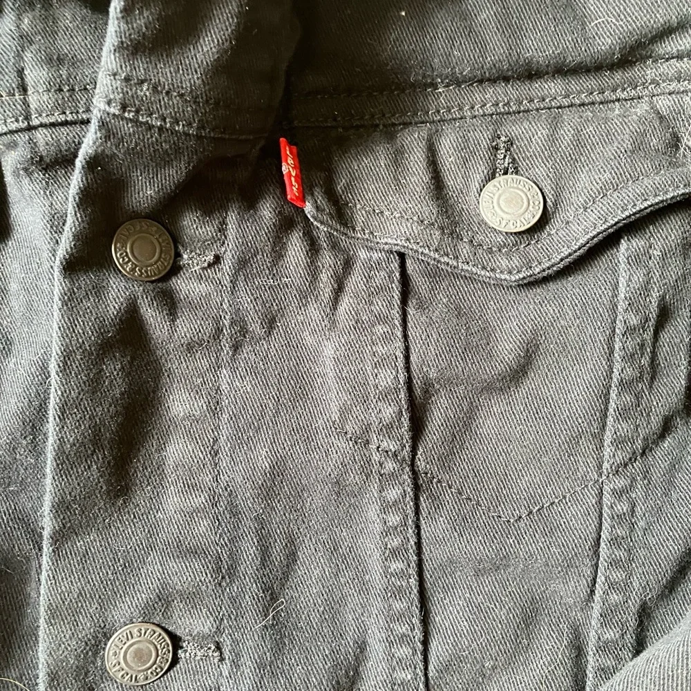 Levi Strauss‎ Medium Kid's Trucker Jean jacket Black metal Button 10-12